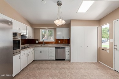 Don't miss this beautifully maintained brick home located on Sun on Sun City North Golf Course in Arizona - for sale on GolfHomes.com, golf home, golf lot
