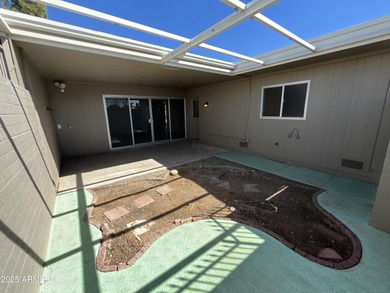 2 bedroom home with tile flooring through out home. Updated : on Sun City Riverview Golf Course in Arizona - for sale on GolfHomes.com, golf home, golf lot
