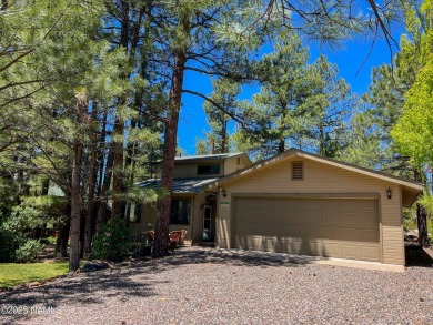 **FULLY FURNISHED*** 3 BD W/ BONUS ROOM THAT MAY BE USED AS A on Pinewood Country Club in Arizona - for sale on GolfHomes.com, golf home, golf lot