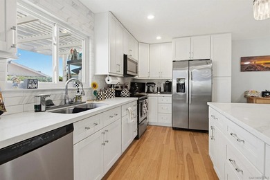 Beautiful single-story home in the highly desirable 55+ on Oaks North Golf Course in California - for sale on GolfHomes.com, golf home, golf lot