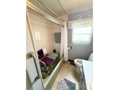 FULLY FURNISHED w/ a GOLF CART which has almost NEW tires and on Lone Palm Golf Club in Florida - for sale on GolfHomes.com, golf home, golf lot