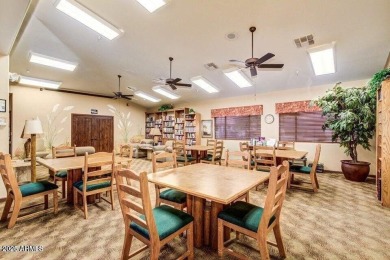 Enjoy the charm of this delightful 2-bedroom end-unit townhome! on Apache Wells Country Club in Arizona - for sale on GolfHomes.com, golf home, golf lot