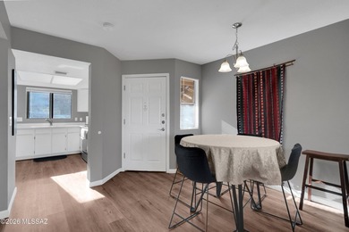 Beautiful quaint condo in the heart of the Foothills! on The Lodge at Ventana Canyon - Canyon  in Arizona - for sale on GolfHomes.com, golf home, golf lot