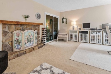 Well-maintained townhome located on Lakeview Golf Course. This on Lakeview Golf Resort and Spa - Lakeview in West Virginia - for sale on GolfHomes.com, golf home, golf lot