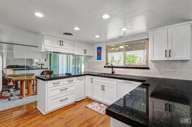 Take a look at this beautifully remodeled condo in a highly on Sundale Country Club in California - for sale on GolfHomes.com, golf home, golf lot