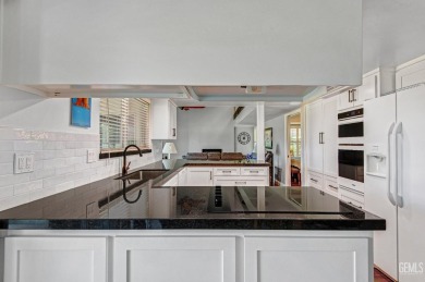 Take a look at this beautifully remodeled condo in a highly on Sundale Country Club in California - for sale on GolfHomes.com, golf home, golf lot