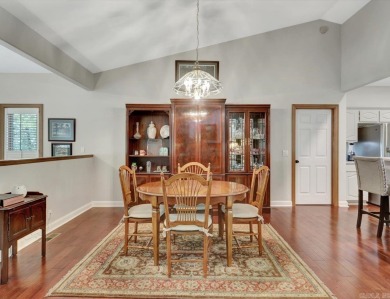 Beautiful Golf Course Home on Isabella - Sought-After East Side on Isabella Golf Course  in Arkansas - for sale on GolfHomes.com, golf home, golf lot