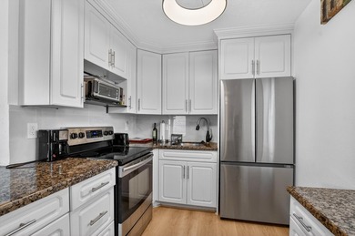 Charming updated 2BR/2BA in the desirable Normandy T section - on Kings Point Golf -Flanders Way in Florida - for sale on GolfHomes.com, golf home, golf lot