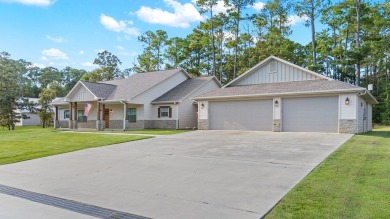 Welcome to 135 Brushwood--a custom-built retreat at Lake Sam on Rayburn Country Club in Texas - for sale on GolfHomes.com, golf home, golf lot