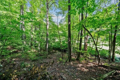 This move-in ready home is just three minutes from the front on Bent Tree Golf Course in Georgia - for sale on GolfHomes.com, golf home, golf lot