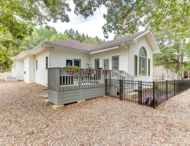 Beautiful Golf Course Home on Isabella - Sought-After East Side on Isabella Golf Course  in Arkansas - for sale on GolfHomes.com, golf home, golf lot