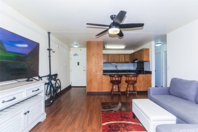 This highly desirable and conveniently situated 15th-floor on Ala Wai Golf Course in Hawaii - for sale on GolfHomes.com, golf home, golf lot