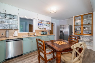 Welcome to 102 Country Club Dr., a beautifully updated 2-bedroom on Hot Springs Golf and Country Club in Arkansas - for sale on GolfHomes.com, golf home, golf lot