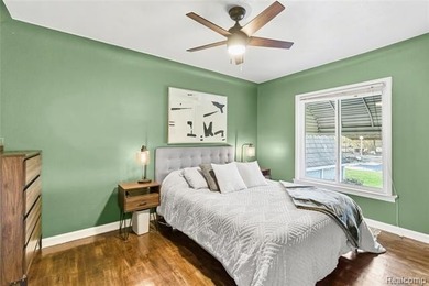 Enjoy a beautiful blend of comfort and character with this on Kearsley Lake Golf Course in Michigan - for sale on GolfHomes.com, golf home, golf lot