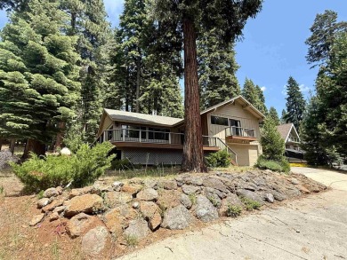 Immaculately maintained Lake Almanor Country Club home! This on Lake Almanor Country Club in California - for sale on GolfHomes.com, golf home, golf lot