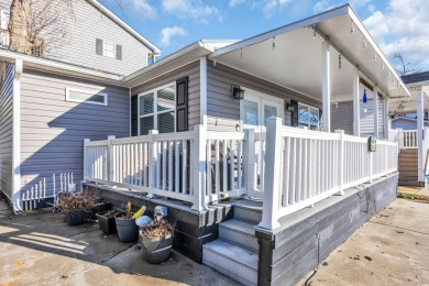 Your dream beach cottage is waiting for you! Take a tour of this on Prestwick Country Club in South Carolina - for sale on GolfHomes.com, golf home, golf lot