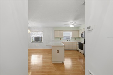 LOVELY VILLA WITH STUNNING GOLF COURSE VIEWS!
The additional on The Links of Spruce Creek in Florida - for sale on GolfHomes.com, golf home, golf lot