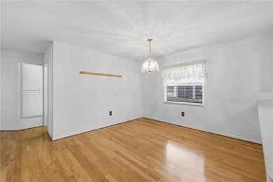 LOVELY VILLA WITH STUNNING GOLF COURSE VIEWS!
The additional on The Links of Spruce Creek in Florida - for sale on GolfHomes.com, golf home, golf lot