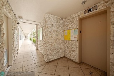 Beautifully renovated unit.  Corner unit, panoramic views of the on Wynmoor Golf Course in Florida - for sale on GolfHomes.com, golf home, golf lot