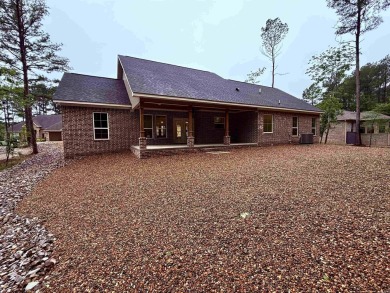 Escape to Beautiful Hot Springs Village, Arkansas!  3 Bed | 2.5 on Granada Golf Course in Arkansas - for sale on GolfHomes.com, golf home, golf lot