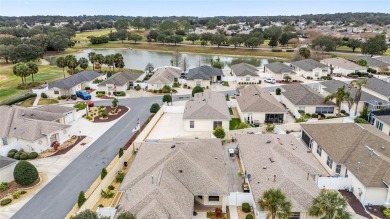 One or more photo(s) has been virtually staged. THIS 2/2/1, CYV on The Links of Spruce Creek in Florida - for sale on GolfHomes.com, golf home, golf lot