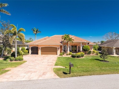 Impressive 3 Bedroom, 2.5 Bathroom *FURNISHED* home with on Kingsway Country Club in Florida - for sale on GolfHomes.com, golf home, golf lot