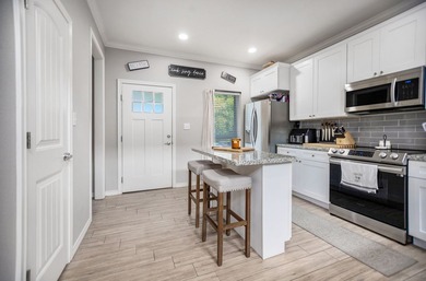 Beautiful townhouse located in the desired Crown Colony on Crown Colony Country Club in Texas - for sale on GolfHomes.com, golf home, golf lot