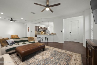 This immaculate 2-bedroom, 2-bath, 2-car garage Shea Built on Trilogy at Ocala Preserve in Florida - for sale on GolfHomes.com, golf home, golf lot