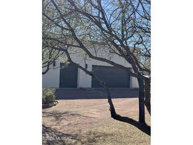 Sunny bright open floorplan, 3 bedroom, or office or den, 2 bath on Tubac Golf Resort and Spa in Arizona - for sale on GolfHomes.com, golf home, golf lot