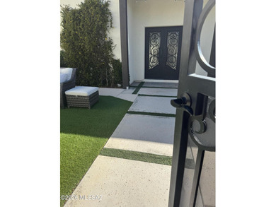 Sunny bright open floorplan, 3 bedroom, or office or den, 2 bath on Tubac Golf Resort and Spa in Arizona - for sale on GolfHomes.com, golf home, golf lot