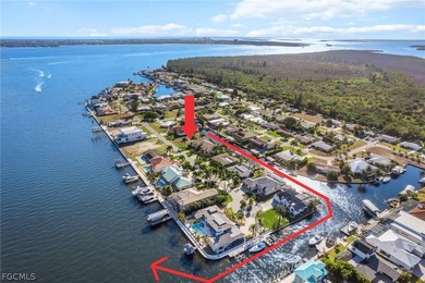 Premium waterfront homesite with DIRECT SAILBOAT GULF ACCESS on Royal Tee Country Club in Florida - for sale on GolfHomes.com, golf home, golf lot