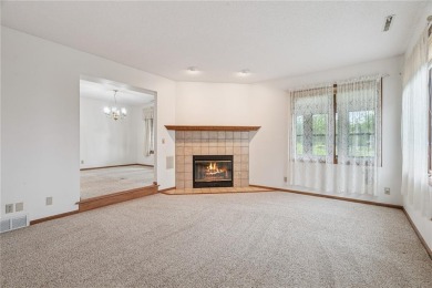 Welcome to 4113 Lark Ct NE, Cedar Rapids!
A condo nestled on a on Twin Pines Golf Course in Iowa - for sale on GolfHomes.com, golf home, golf lot