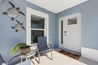 FABULOUS barely-lived-in 2 BEDROOM 2 BATH DURHAM BUNGALOW on Pennbrooke Fairways in Florida - for sale on GolfHomes.com, golf home, golf lot