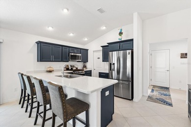 FABULOUS barely-lived-in 2 BEDROOM 2 BATH DURHAM BUNGALOW on Pennbrooke Fairways in Florida - for sale on GolfHomes.com, golf home, golf lot