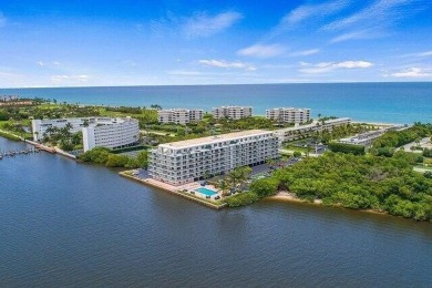Rarely available 2/2 condo with 3 deeded parking spaces in one on Palm Beach Par-3 Golf Course in Florida - for sale on GolfHomes.com, golf home, golf lot
