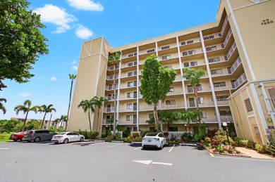 HUNTINGTON LAKES--ACTIVE ADULT COMMUNITY, 55+ community.Welcome on Marina Lakes Golf Course in Florida - for sale on GolfHomes.com, golf home, golf lot