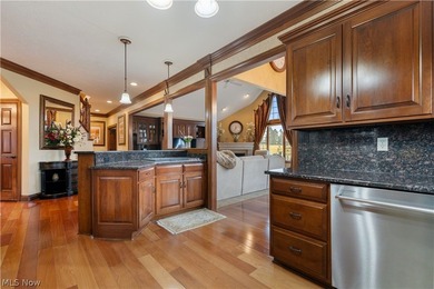 Welcome to luxury living in one of Medina's most desirable golf on Fox Meadow Country Club in Ohio - for sale on GolfHomes.com, golf home, golf lot