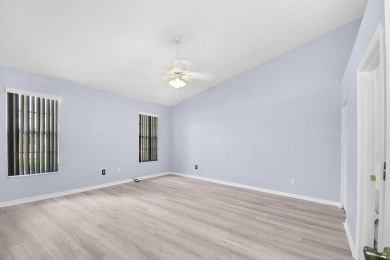 NO NEED TO WORRY ABOUT YOUR ROOF HERE - IT IS COVERED BY THE HOA on Gator Trace Golf and Country Club in Florida - for sale on GolfHomes.com, golf home, golf lot
