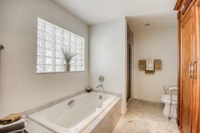 2020 NEW A/C and 2024 NEW ROOF! Beautifully appointed home in on  in Florida - for sale on GolfHomes.com, golf home, golf lot