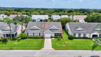 NO NEED TO WORRY ABOUT YOUR ROOF HERE - IT IS COVERED BY THE HOA on Gator Trace Golf and Country Club in Florida - for sale on GolfHomes.com, golf home, golf lot