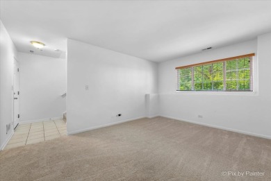 Welcome to this move-in ready 3-bedroom, 2.1-bath townhome in on Cary Country Club in Illinois - for sale on GolfHomes.com, golf home, golf lot