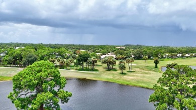 NO NEED TO WORRY ABOUT YOUR ROOF HERE - IT IS COVERED BY THE HOA on Gator Trace Golf and Country Club in Florida - for sale on GolfHomes.com, golf home, golf lot