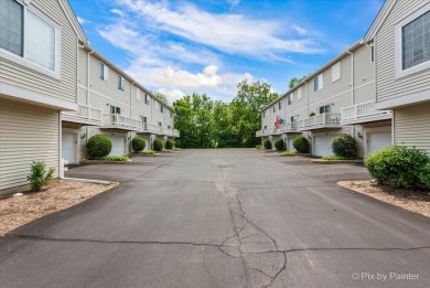 Welcome to this move-in ready 3-bedroom, 2.1-bath townhome in on Cary Country Club in Illinois - for sale on GolfHomes.com, golf home, golf lot