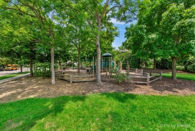 Welcome to this move-in ready 3-bedroom, 2.1-bath townhome in on Cary Country Club in Illinois - for sale on GolfHomes.com, golf home, golf lot