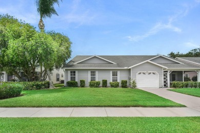 NO NEED TO WORRY ABOUT YOUR ROOF HERE - IT IS COVERED BY THE HOA on Gator Trace Golf and Country Club in Florida - for sale on GolfHomes.com, golf home, golf lot