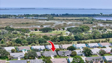NO NEED TO WORRY ABOUT YOUR ROOF HERE - IT IS COVERED BY THE HOA on Gator Trace Golf and Country Club in Florida - for sale on GolfHomes.com, golf home, golf lot
