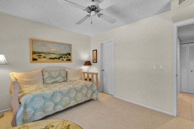 This immaculate turnkey 2BR/2BA condo in Vista Plantation on Vista Plantation Golf Club in Florida - for sale on GolfHomes.com, golf home, golf lot