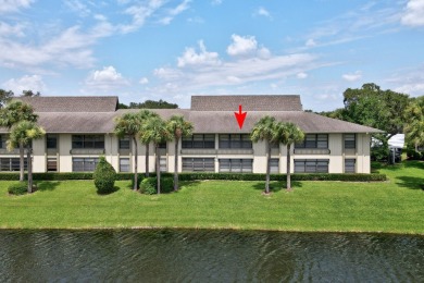 This immaculate turnkey 2BR/2BA condo in Vista Plantation on Vista Plantation Golf Club in Florida - for sale on GolfHomes.com, golf home, golf lot