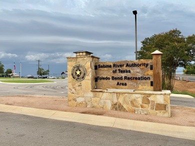 Discover the perfect spot to build your dream home or weekend on Pendleton Harbor in Texas - for sale on GolfHomes.com, golf home, golf lot
