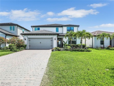 HURRICANE READY- NO FLOOD- FURNITURE AND GOLF CART NEGOTIABLE - on Old Corkscrew Golf Club in Florida - for sale on GolfHomes.com, golf home, golf lot